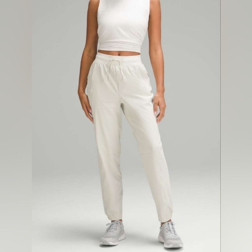 Lululemon License to Train High-Rise Pant